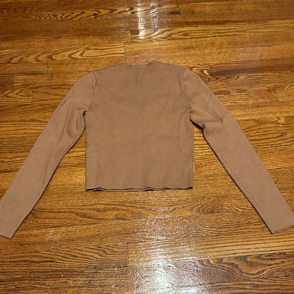 Abercrombie Slim Sweetheart Sweater - Picture 3 of 5